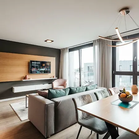 Diamond - Luxurious - A/c Cracovia